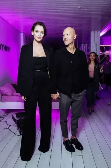 Паулина Андреева снялась без макияжа в новой фотосессии