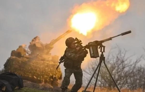 ВС России ведут позиционные бои на севере от Красноармейска, штурмуя Новый Донбасс: свежая карта боевых действий на 28.12.2025