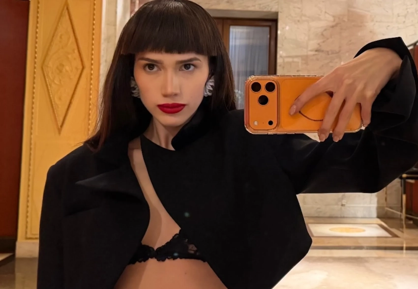 Чёлка, кружевной бюстгальтер и мини: Алина Загитова вышла в свет в новом образе