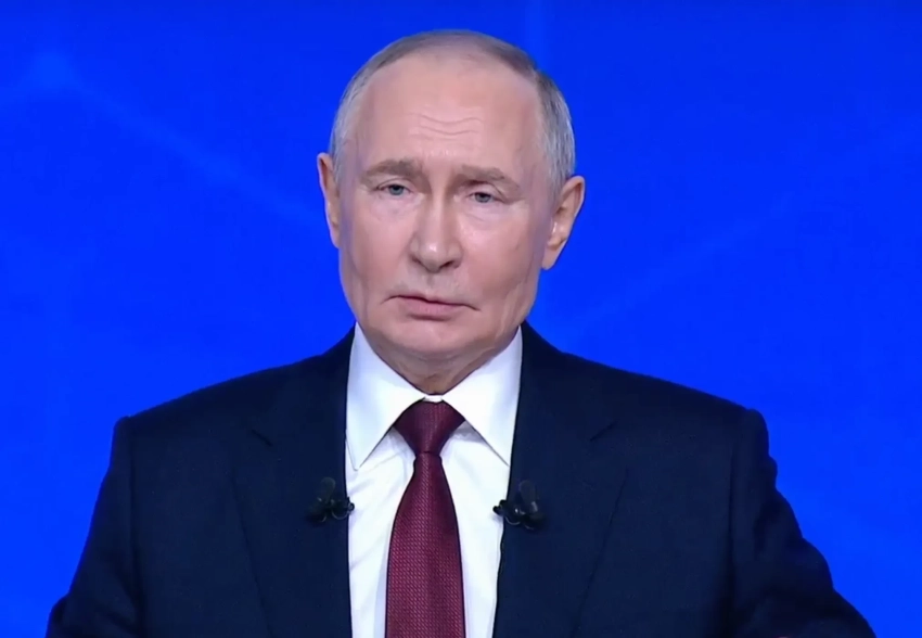 "Первый ребёнок в 30 лет, а на второго уже сил не хватает". Путин призвал россиян создавать семьи как можно раньше и назвал ранние браки на Кавказе "хорошей традицией"