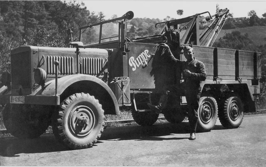 Ремонт колёсной техники вермахта