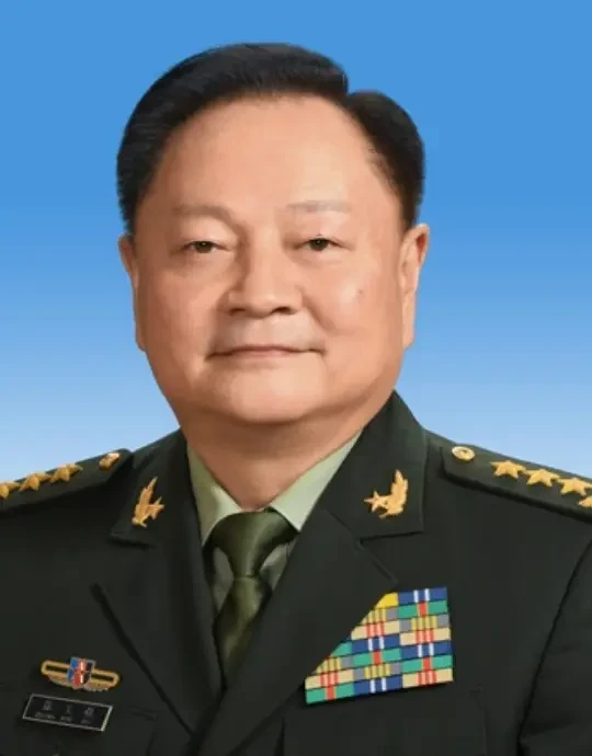 В Китае под следствие попали высокопоставленные военные, включая главу Генштаба