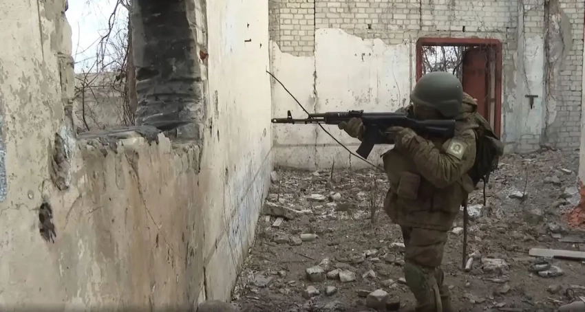 ВС РФ продвинулись в Приморском, прорвав оборону ВСУ в северной части посёлка