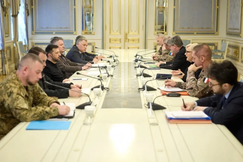 Зеленский просит у французов ЗРК и истребители, обещая и дальше защищать Европу