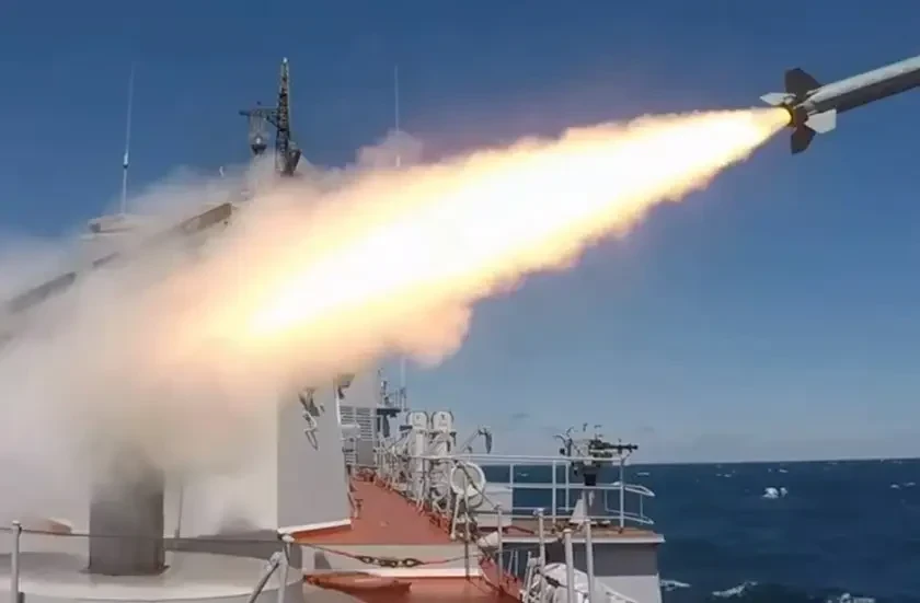 В Баренцевом море отличился зенитный ракетный комплекс «Оса-МА2»