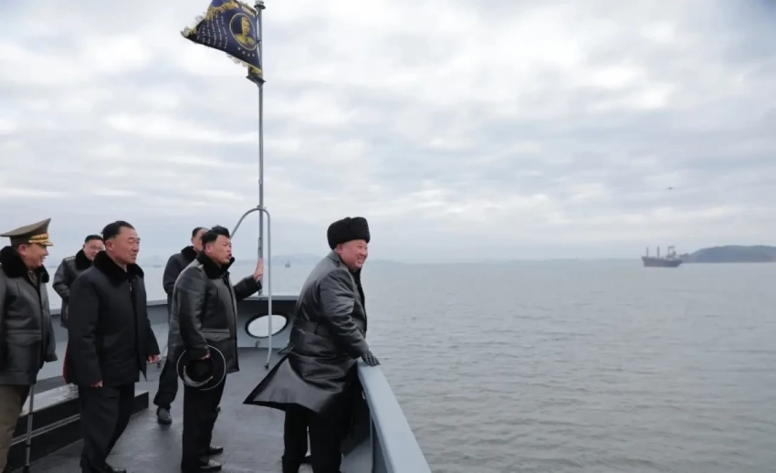 Ким Чен Ын поручил строить по два эсминца в год и оснащать ВМС ядерным оружием